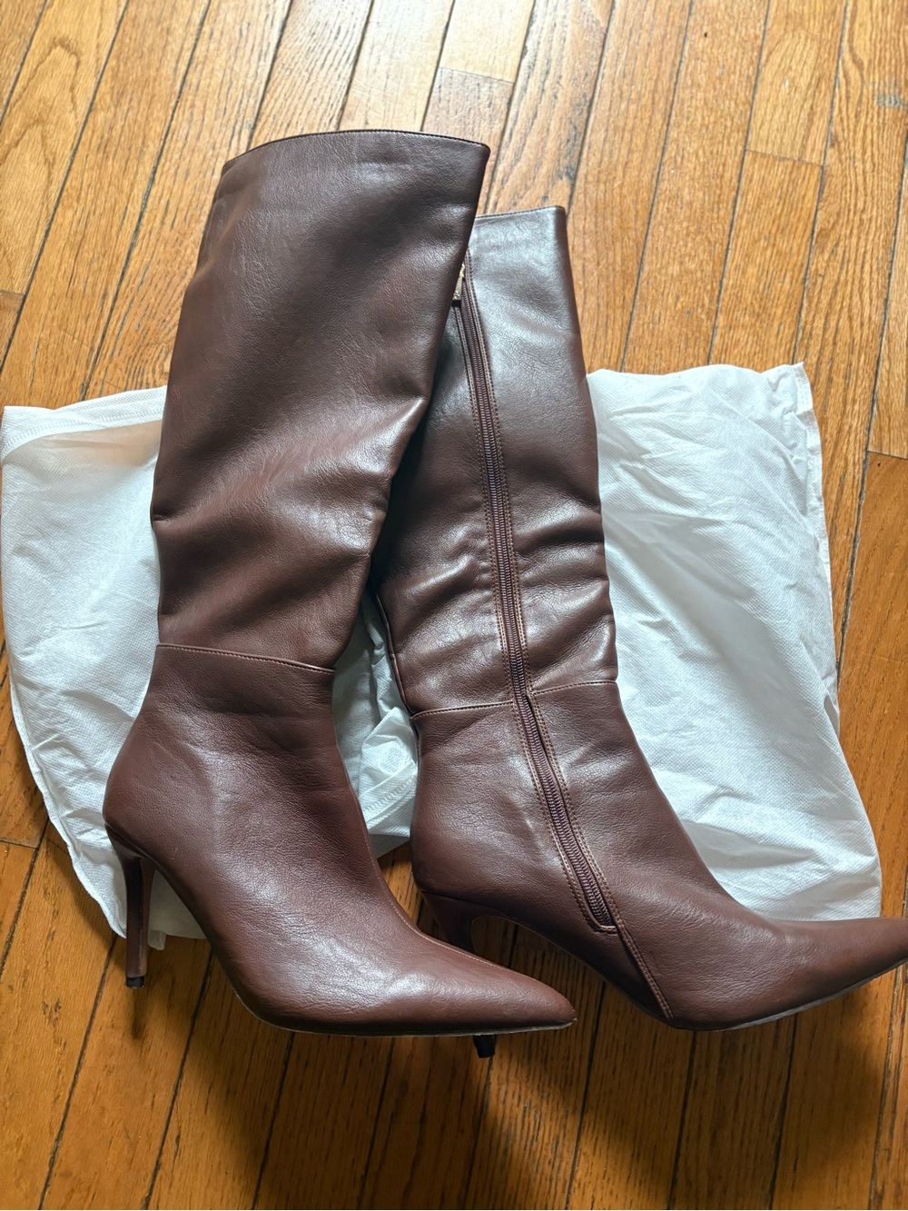 Women's Brown Knee-High Pointed Toe Leather Boots - Size 8